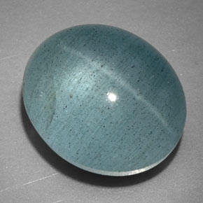 Натуральный зелёный cat's eye aquamarine 11,08 карата прозрачный, полупрозрачный