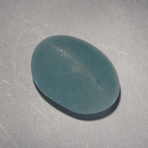 Натуральный зелёный cat's eye aquamarine 6,60 карата огранка овал, полупрозрачный
