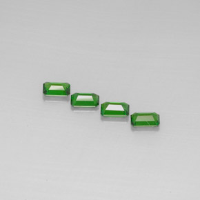  карата, натуральный Зеленый Хромдиопсид, Изумрудная огранка, Чистота VS