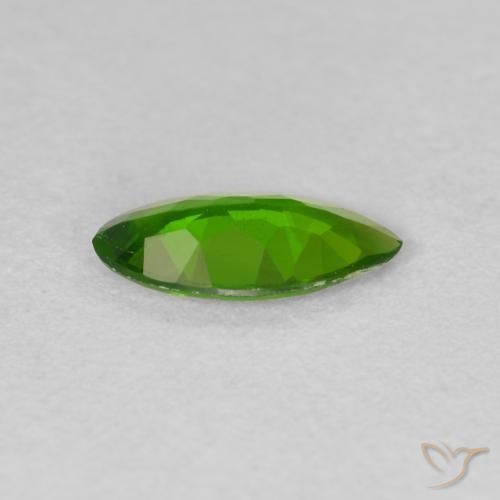 0.74 карата, натуральный Medium Dark-Green Хромдиопсид, Маркиза, Чистота VS