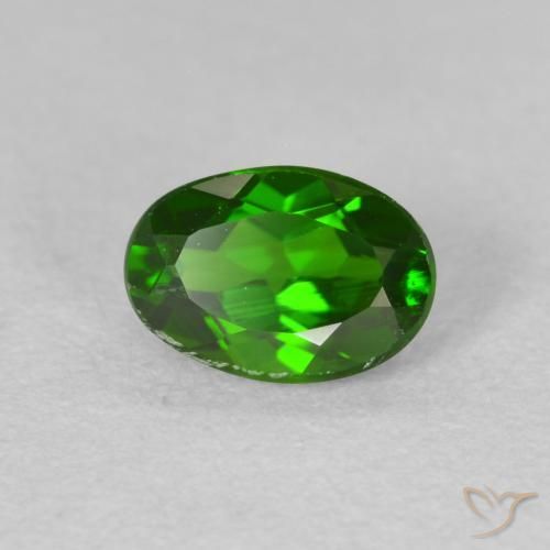 0.85 карата, натуральный Medium Dark-Green Хромдиопсид, Овал, Чистота VS