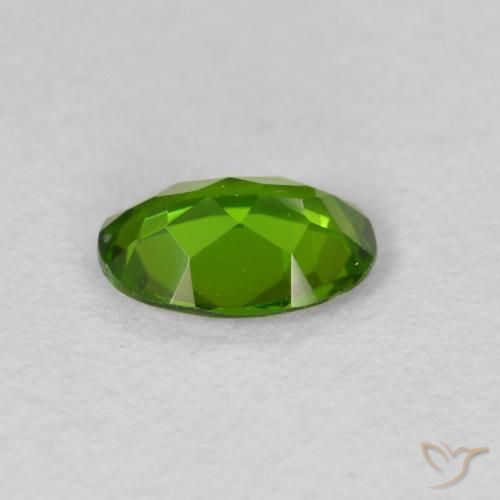 0.73 карата, натуральный Medium Dark-Green Хромдиопсид, Овал, Чистота VS