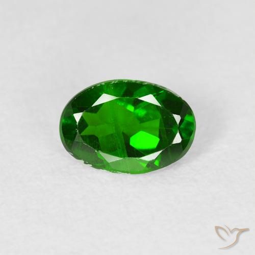 0.74ct Натуральный Яркий лесной зеленый Хромдиопсид, Овал, Чистота VS