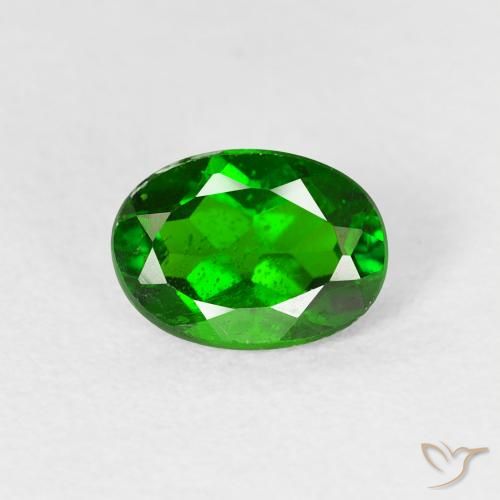 0.90ct Натуральный Яркий лесной зеленый Хромдиопсид, Овал, Чистота VS
