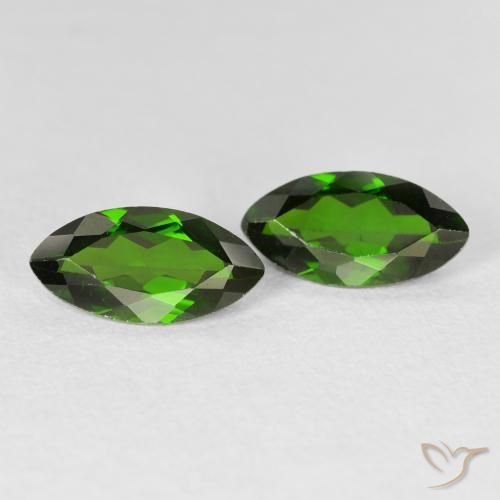 2.35 карата, натуральный Medium Dark-Green Хромдиопсид, Маркиза, VS-SI