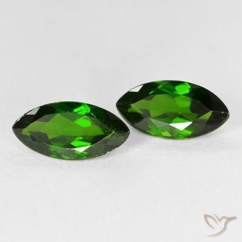 2.58 карата, натуральный Medium Dark-Green Хромдиопсид, Маркиза, Чистота VS