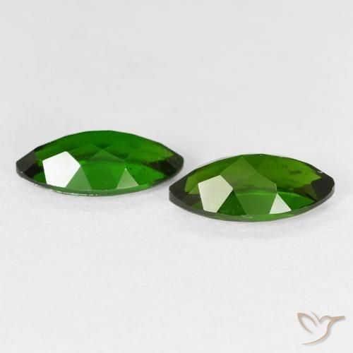 2.58 карата, натуральный Medium Dark-Green Хромдиопсид, Маркиза, Чистота VS