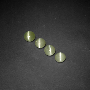 Натуральный зелёный chrysoberyl cat's eye  карата прозрачный, полупрозрачный
