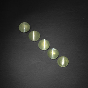 Натуральный зелёный chrysoberyl cat's eye  карата прозрачный, полупрозрачный