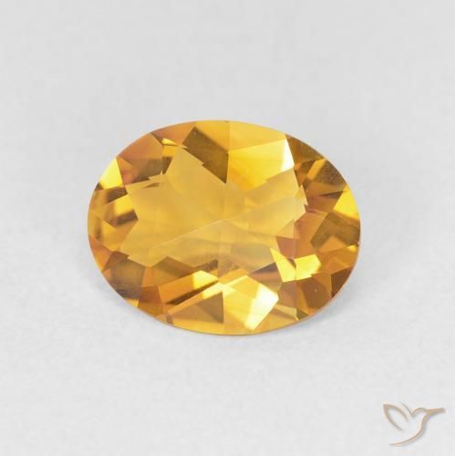 1.38 карата, натуральный Medium Light-Golden Цитрин, Овал, Чистота VVS