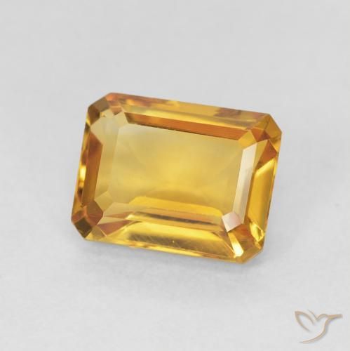 1.62 карата, натуральный Medium Light-Golden Цитрин, Октагон / Изумрудная Огранка, VVS-VS