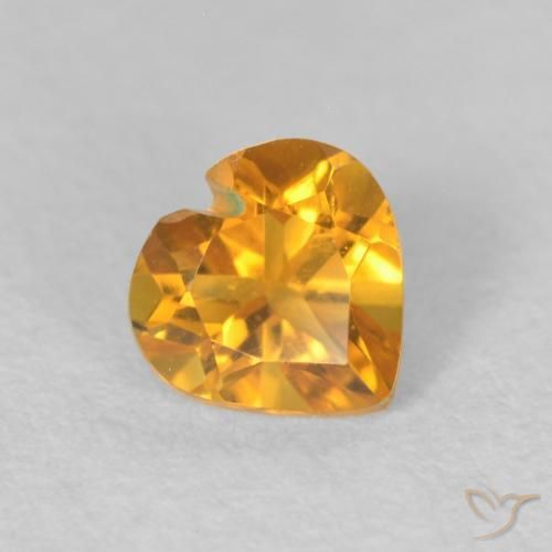 0.43 карата, натуральный Medium Light Orange-Gold Цитрин, Сердце, Чистота VVS