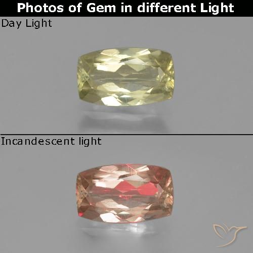 1.13ct Натуральный Светло-золотисто-желтый Диаспора, меняющая цвет, Подушка, VS-SI