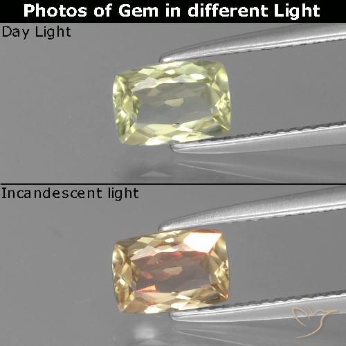 1.13ct Натуральный Очень светло-желтый Диаспора, меняющая цвет, Подушка, Чистота VVS