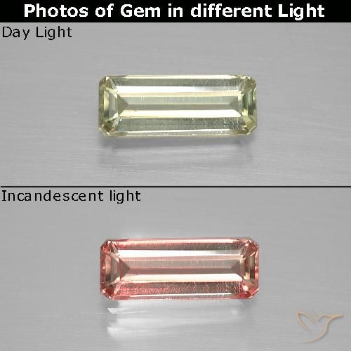 1.11ct Натуральный Очень светло-желтый Диаспора, меняющая цвет, Изумрудная огранка, Чистота VS