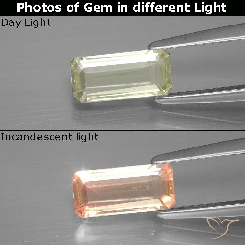 0.97ct Натуральный Светло-желтый Диаспора, меняющая цвет, Изумрудная огранка, Чистота VS