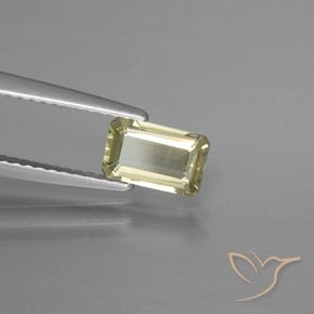 0.84 карата, натуральный Желто-зеленый Диаспора, меняющая цвет, Октагон / Изумрудная Огранка, Чистота VS