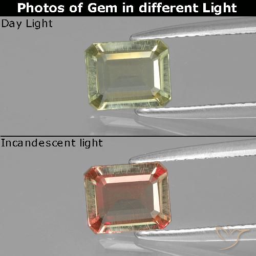 0.90ct Натуральный Палевый Диаспора, меняющая цвет, Изумрудная огранка, VVS-VS
