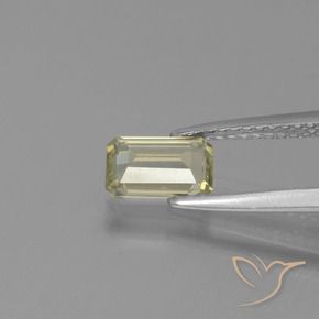 0.84 карата, натуральный Очень светло-желтый Диаспора, меняющая цвет, Октагон / Изумрудная Огранка, Чистота VS