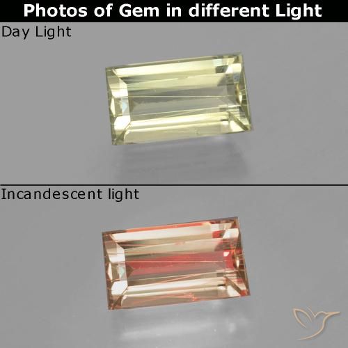 1.58ct Натуральный Очень светло-желтый Диаспора, меняющая цвет, Огранка Багет, Чистота VS