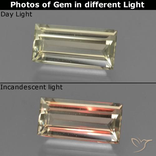 1.37ct Натуральный Коричневато-желтый Диаспора, меняющая цвет, Огранка Багет, VVS-VS