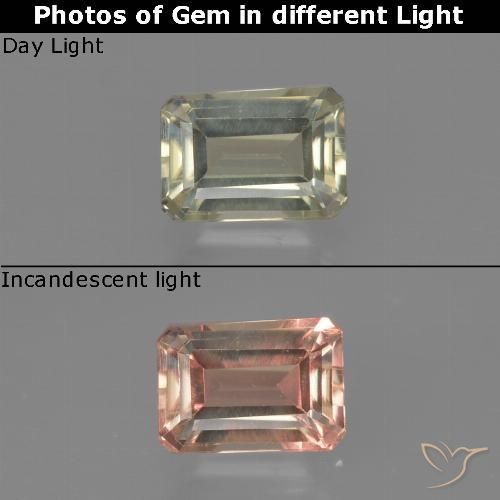 0.82ct Натуральный Палевый Диаспора, меняющая цвет, Изумрудная огранка, Чистота VS