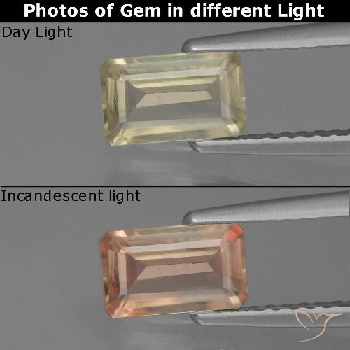 0.80ct Натуральный Очень бледно-желтый Диаспора, меняющая цвет, Изумрудная огранка, Чистота VS