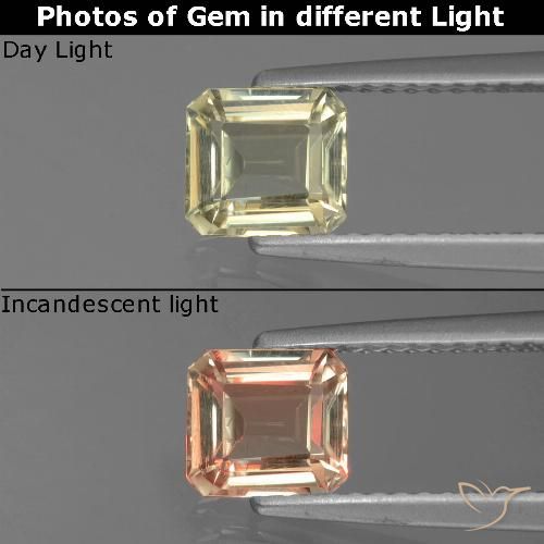 0.92ct Натуральный Очень светло-желтый Диаспора, меняющая цвет, Изумрудная огранка, Чистота VS