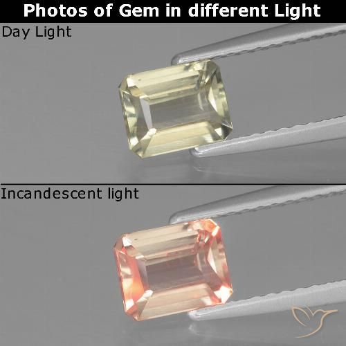 0.94ct Натуральный Очень светло-желтый Диаспора, меняющая цвет, Изумрудная огранка, VVS-VS