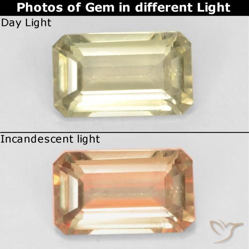 0.90ct Натуральный Очень бледно-желтый Диаспора, меняющая цвет, Изумрудная огранка, Чистота VS