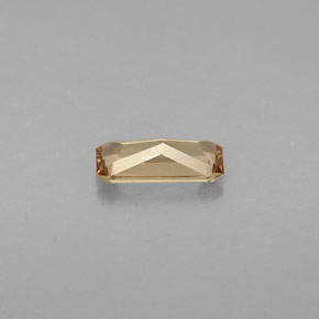 0.55 карата, натуральный Золотисто-коричневый с переходом в оранжевый Меняющий цвет гранат, Изумрудная огранка, VVS-VS