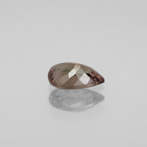 0.80 карата, натуральный Золотисто-коричневый с переходом в оранжевый Меняющий цвет гранат, Форма груши, VVS-VS