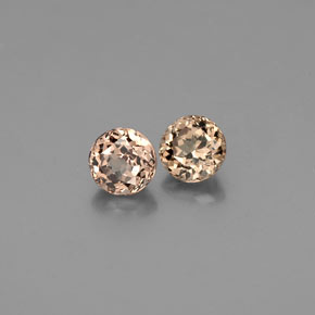  карата, натуральный Золотисто-зеленый с переходом в оранжевый Меняющий цвет гранат, Огранка Круг, VVS-VS