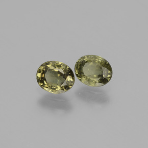  карата, натуральный Зеленовато-коричневый с переходом в красно-розовый Меняющий цвет гранат, Огранка Овал, VS-SI