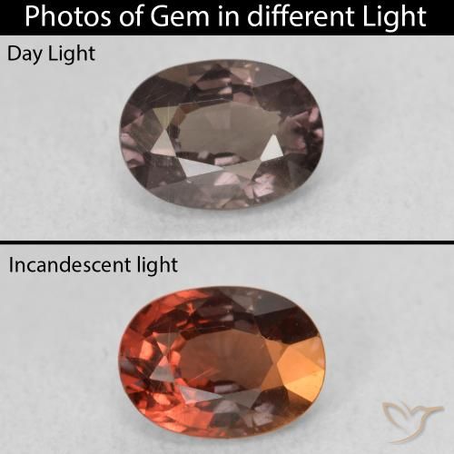 1.06ct Натуральный Темно-коричневый Меняющий цвет гранат, Овал, Чистота VS