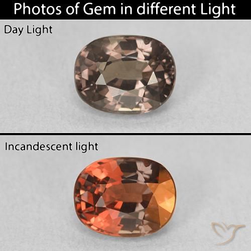 1.03ct Натуральный Средний светло-коричневый Меняющий цвет гранат, Подушка, VVS-VS