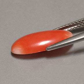 2.62 карата, натуральный Светло-лососевый Коралловый, Огранка Овал, Непрозрачный