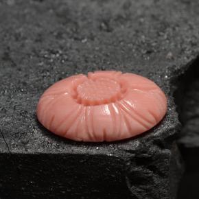 Натуральный розовый коралл 3,66 карата необычная форма, непрозрачный