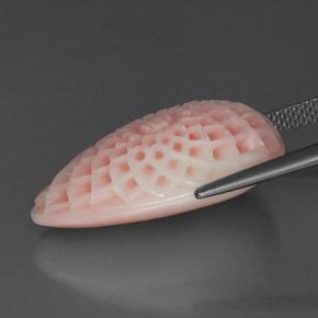 Натуральный розовый коралл 18,16 карата необычная форма, непрозрачный