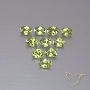 1.93 карата, натуральный Оливковый Зеленый Демантоидный гранат, Овал, Чистота VS