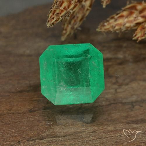 0.94ct Натуральный Средний зеленый Изумруд, Изумрудная огранка, VS-SI