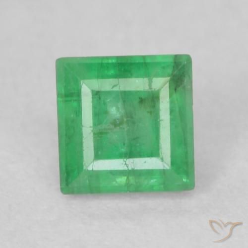 0.24ct Натуральный Средний зеленый Изумруд, Квадрат, I1