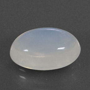 Натуральный белый огненный опал 4,70 карата огранка овал, прозрачный