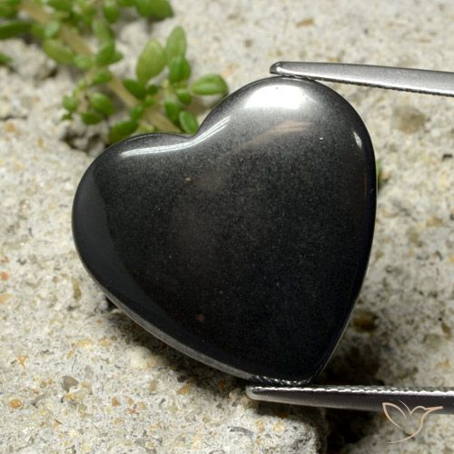 23.57ct Натуральный Темно-серый Гематит, Сердце, Непрозрачный