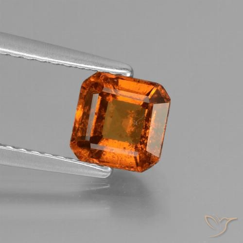 1.33ct Натуральный Средне-темно-оранжевый Гранат Гессонит, Изумрудная огранка, VS-SI