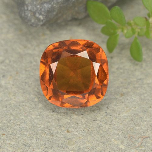1.95ct Натуральный Желтовато-оранжевый Гранат Гессонит, Подушка, Чистота VS
