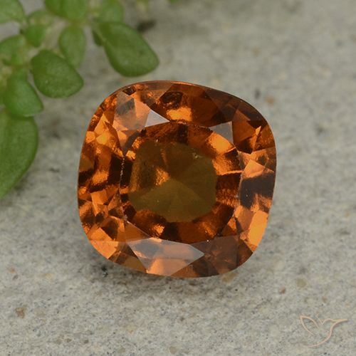 1.84ct Натуральный Темно-оранжевый Гранат Гессонит, Подушка, VVS-VS