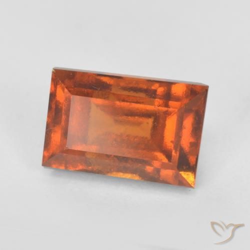 1.55ct Натуральный Средне-темно-оранжевый Гранат Гессонит, Огранка Багет, Чистота VS
