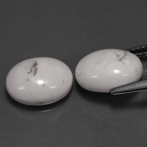  карата, натуральный Серовато-белый Хаулит, Огранка Овал, Непрозрачный