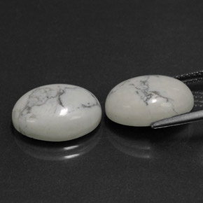  карата, натуральный Серовато-белый Хаулит, Огранка Овал, Непрозрачный